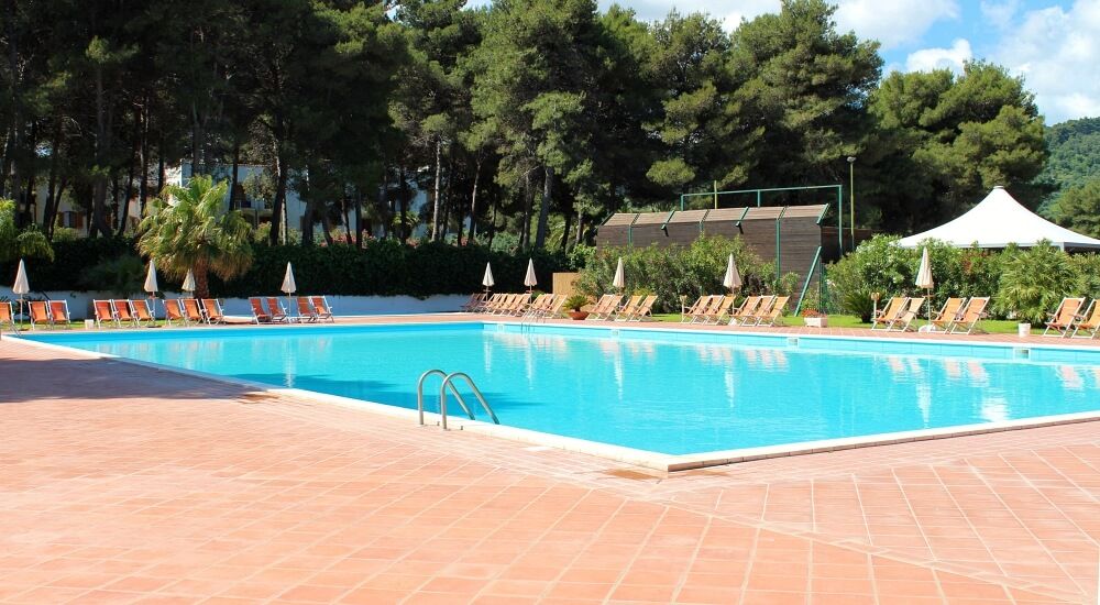 CALENELLA Sport Piscine